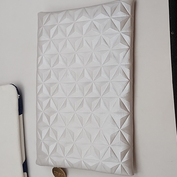 3 Ipsy Bags NWOT Black and White Blue - Picture 8 of 13